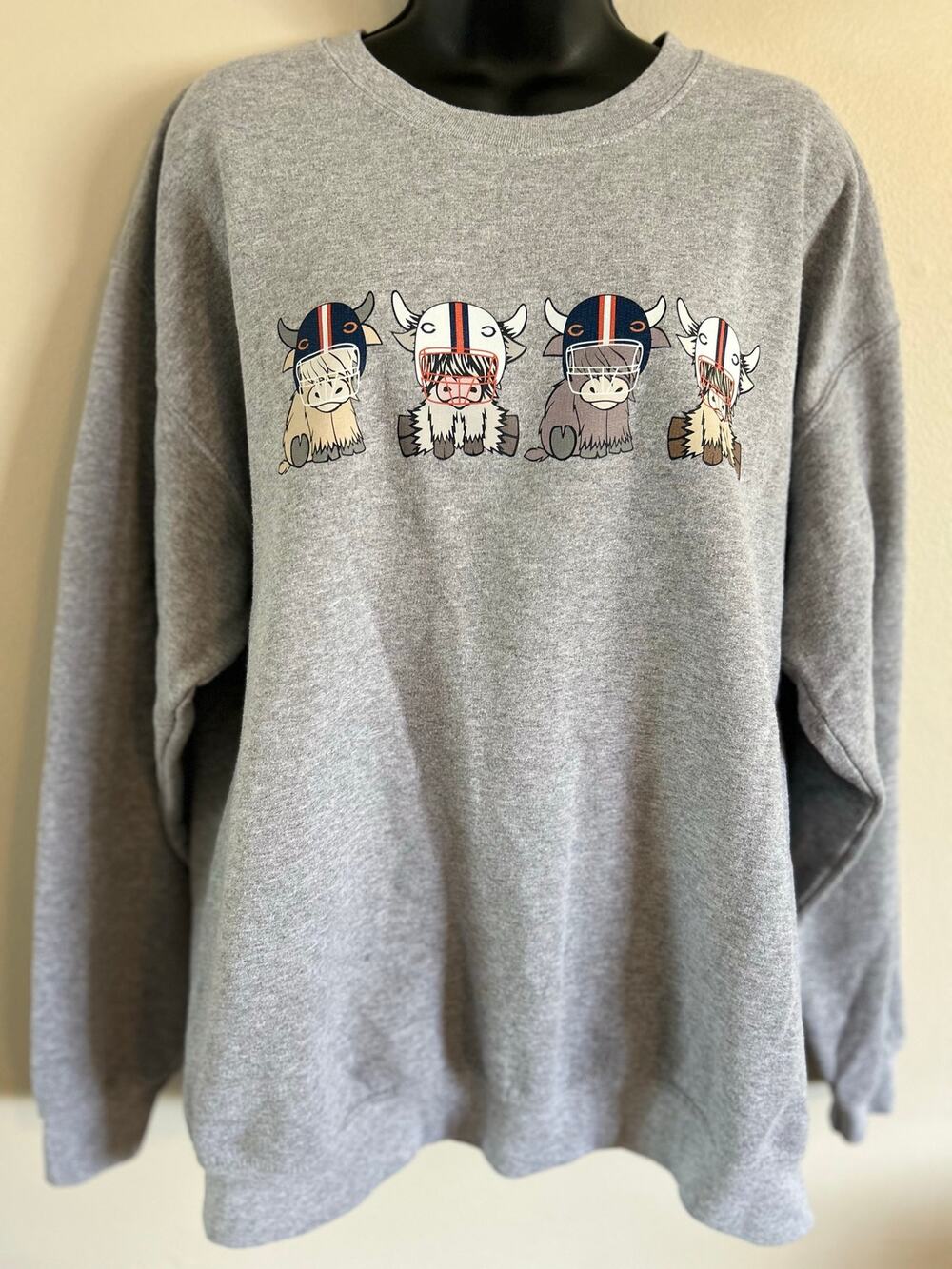 Chicago Bears Inspired Highland Cow Graphic Sweatshirt Gray Large Football